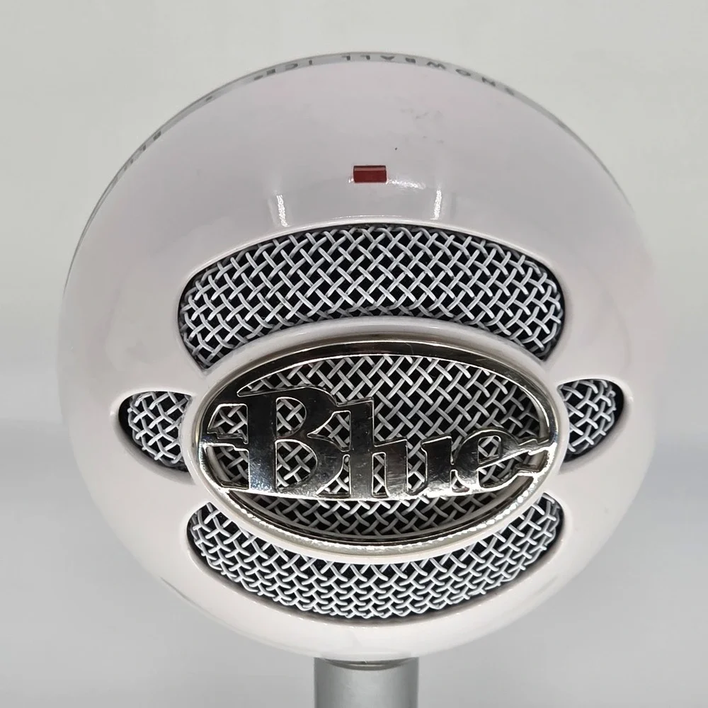 BLUE Microphone Snowball USB Mic with Tripod Stand Textured White With Cord